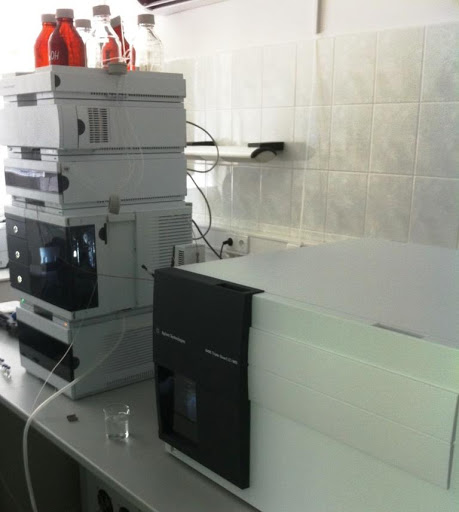 Liquid chromatograph with MS detection device picture