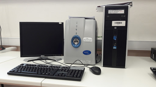 Microarray laser scanner device picture