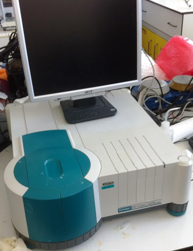 Spectrophotometer Cary 50 device picture